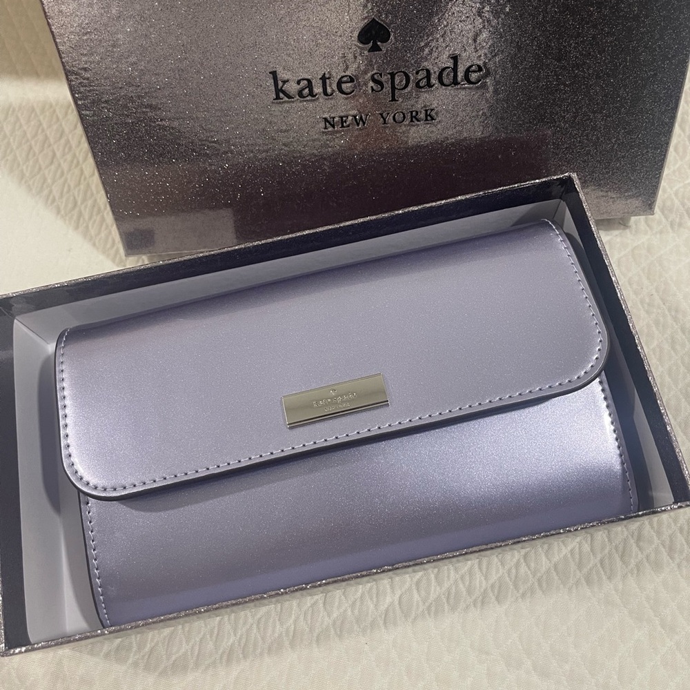 New Kate Spade Kenzie lilac Clutch Wristlet